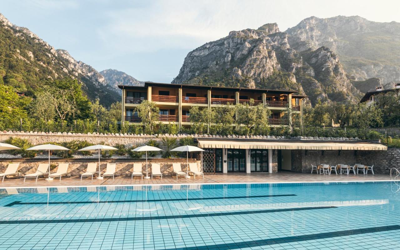 Hotel Caravel ลีโมเนซุลการ์ดา ภายนอก รูปภาพ
