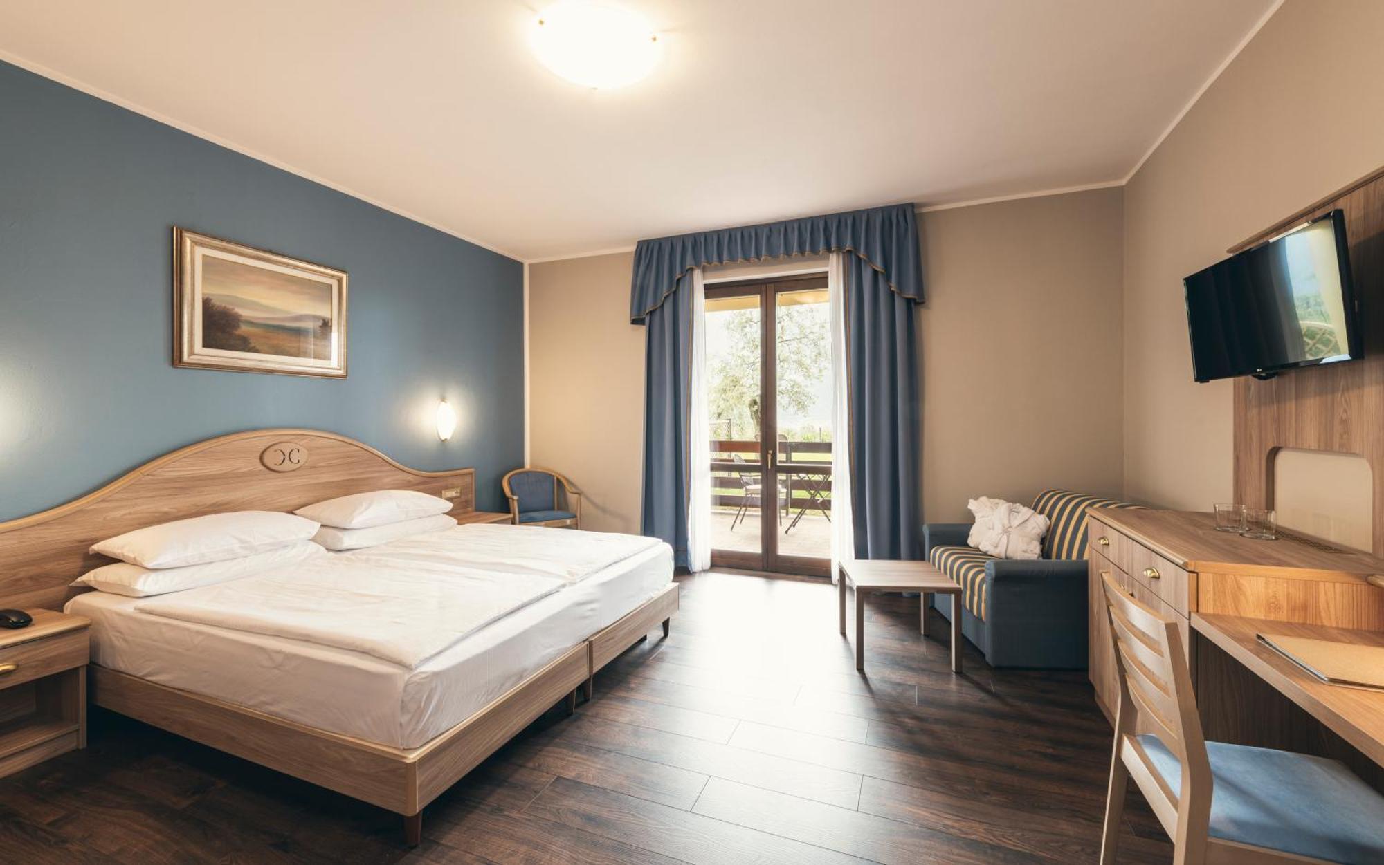 Hotel Caravel ลีโมเนซุลการ์ดา ภายนอก รูปภาพ